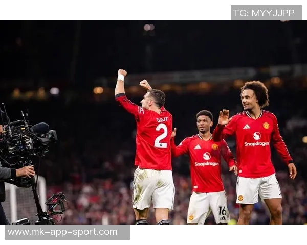 明年夏天B费或再陷转会与留队抉择曼联未来充满变数